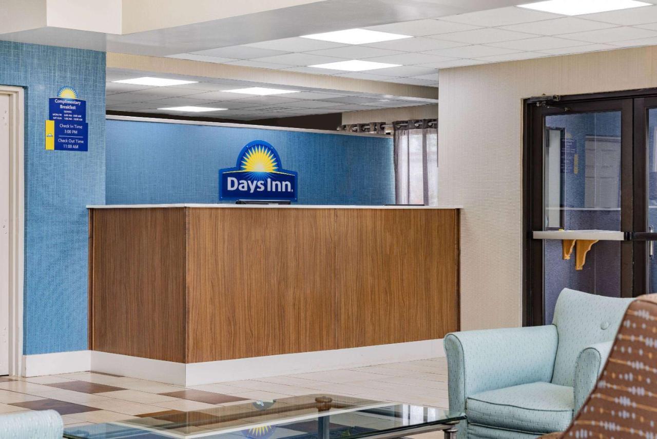 Days Inn & Suites By Wyndham Savannah Midtown Kültér fotó