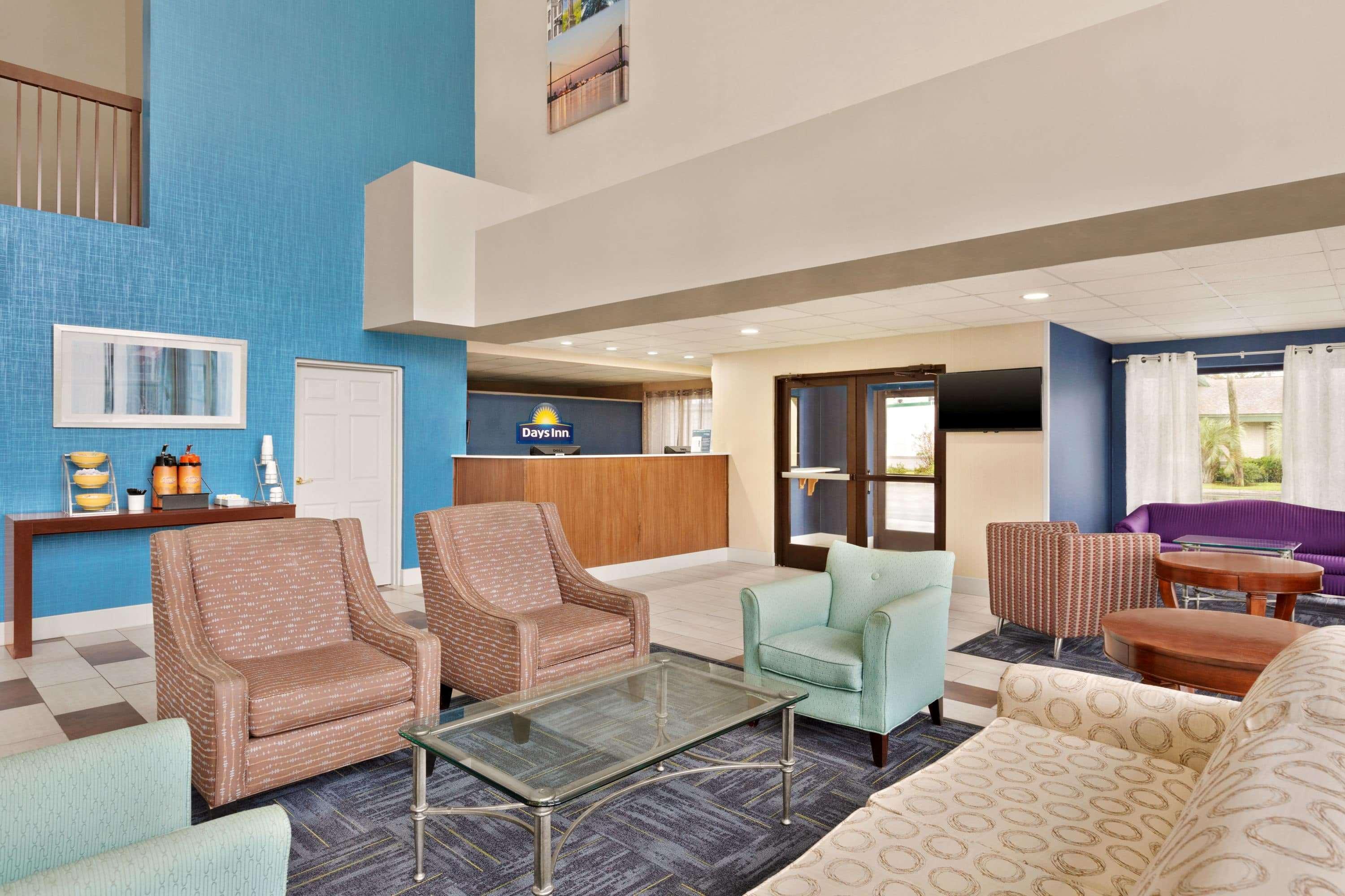 Days Inn & Suites By Wyndham Savannah Midtown Kültér fotó